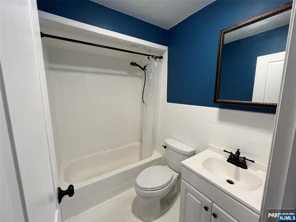 92 Mozart Street A - Photo 3