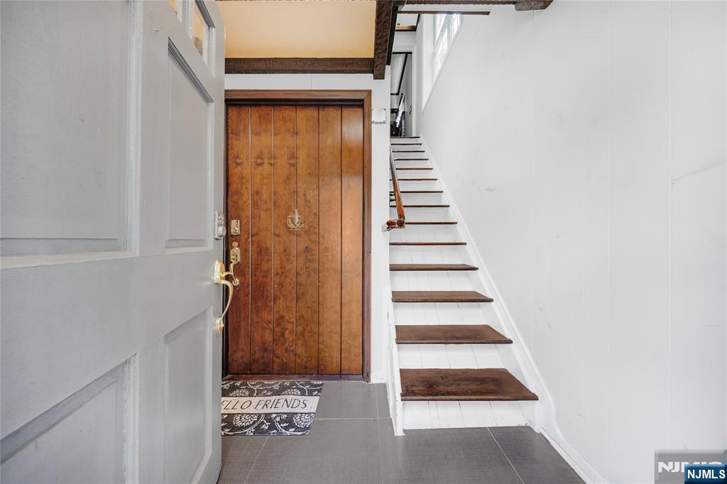 928 Belmont Avenue - Photo 3