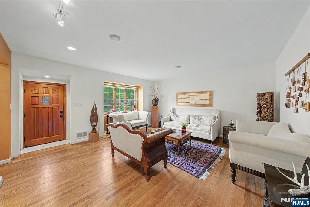 26 Cedar Street - Photo 5