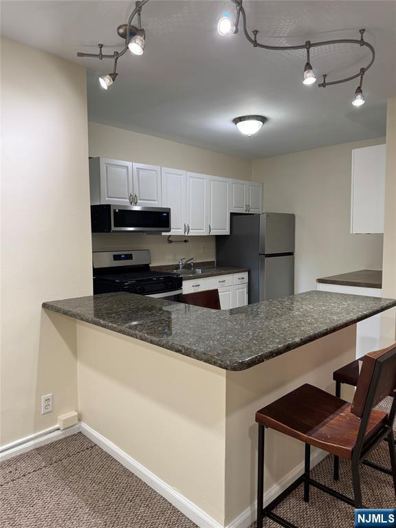 420 Fairview Avenue - Photo 3