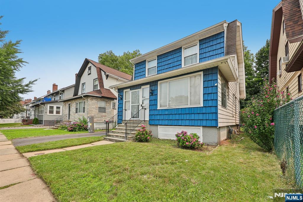 164 Freeman Avenue - Photo 4