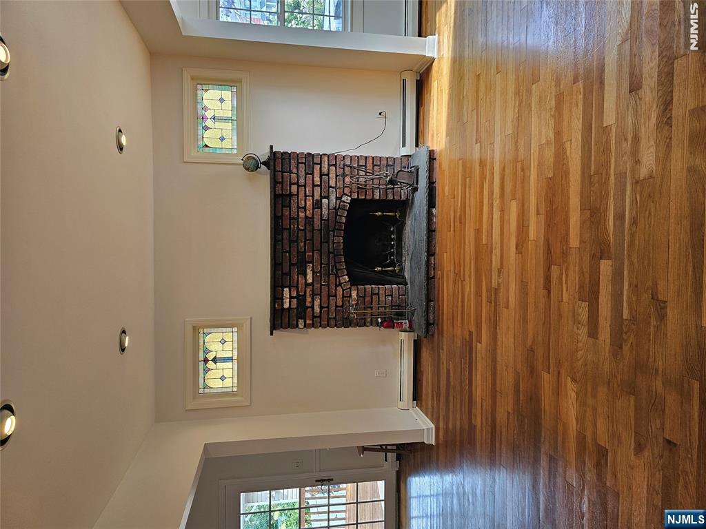 99 Bradley Ave, Bergenfield, NJ 07621