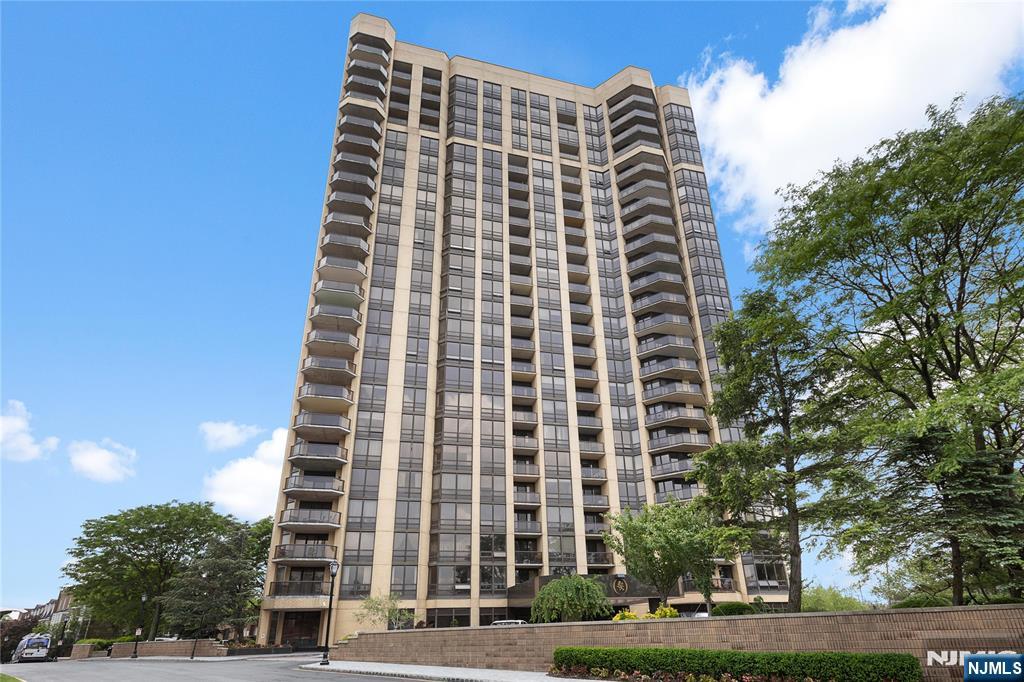 900 Palisade Avenue 6G - Photo 2
