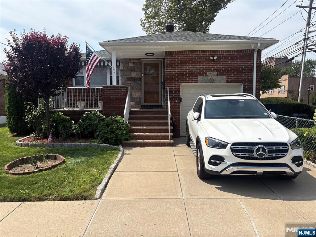 100 Crescent Avenue - Photo 1