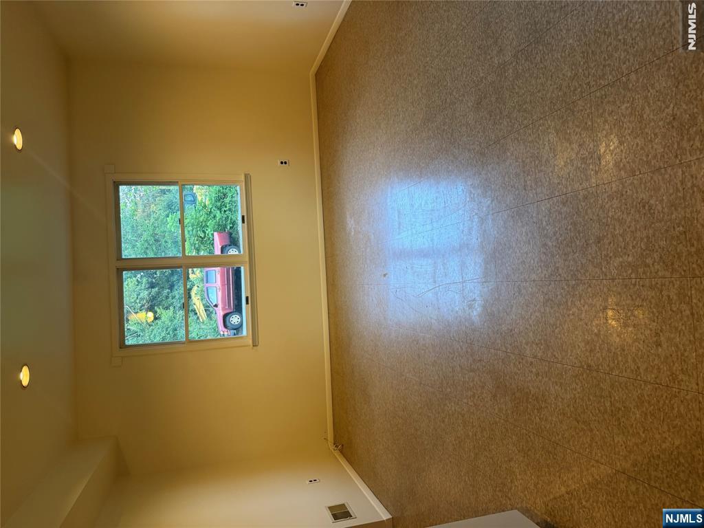 138 Ethel Avenue - Photo 5