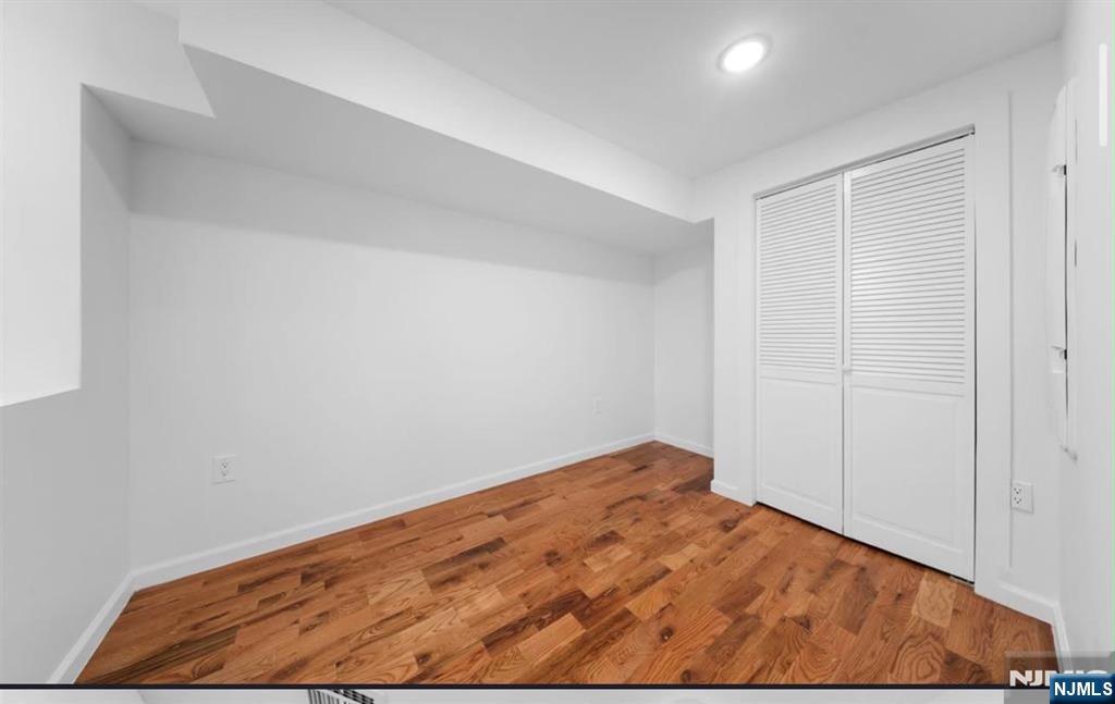 1111 53rd Street B - Photo 5