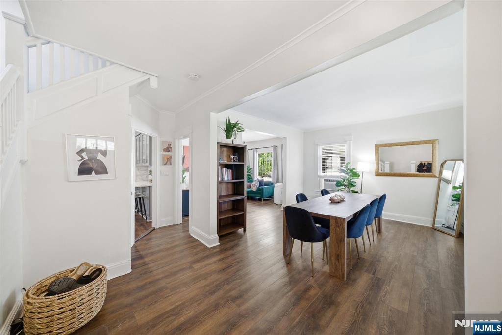42 Spring Valley Avenue - Photo 4