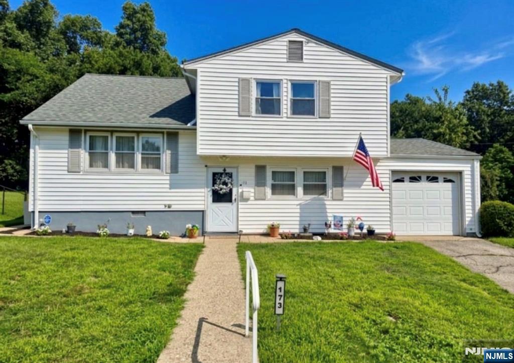 173 Central Avenue - Photo 1