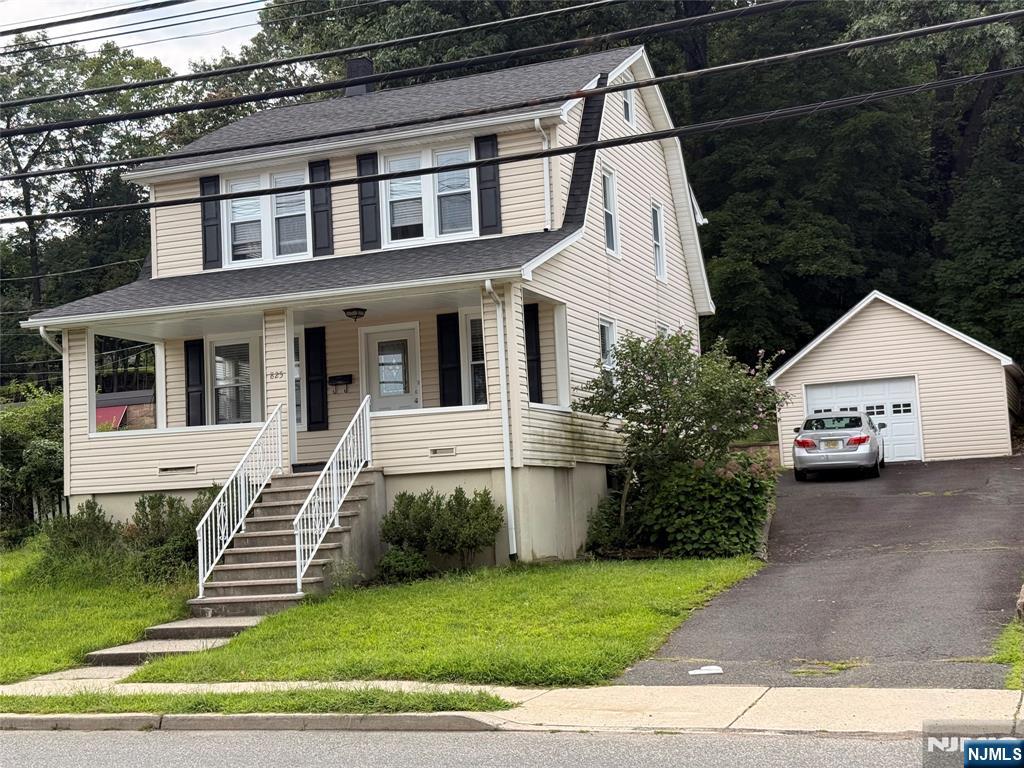 825 Belmont - Photo 2