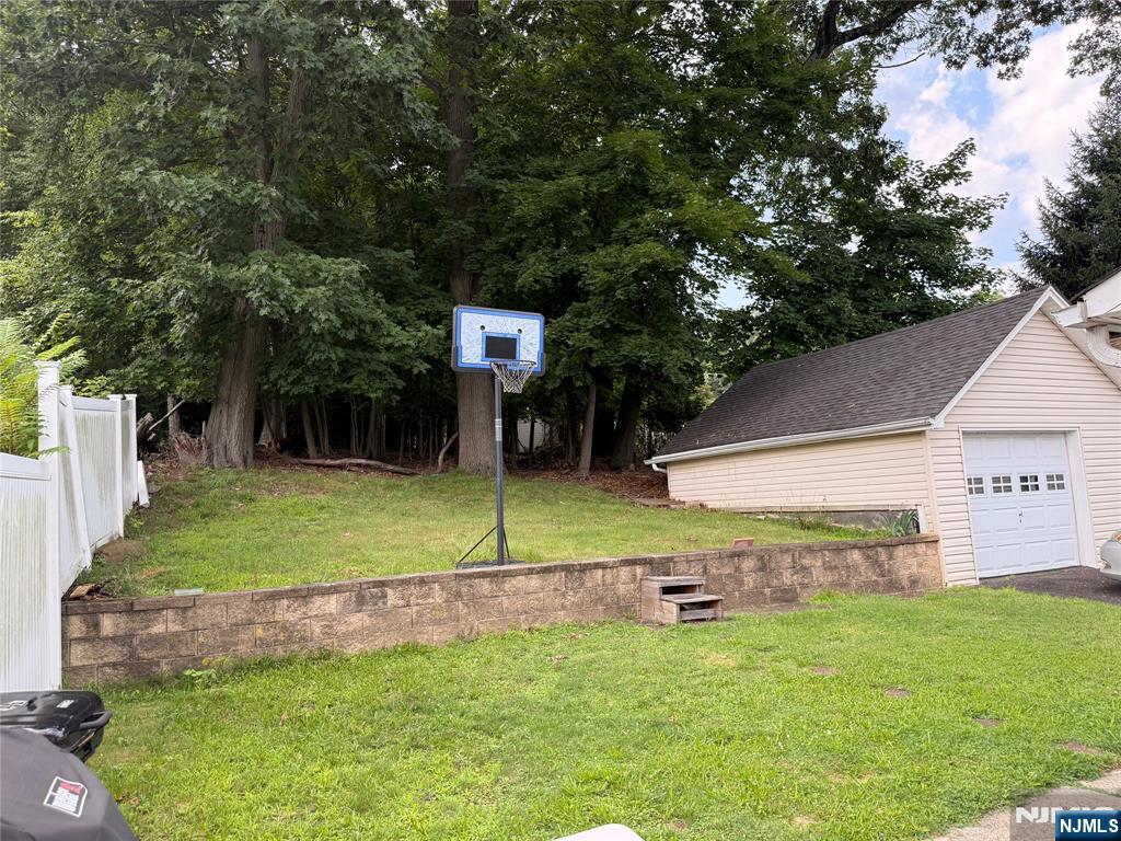 825 Belmont - Photo 5