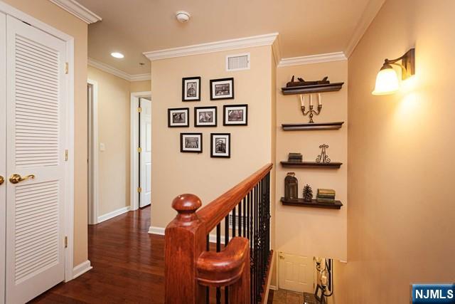 10 Terrace Avenue 9 - Photo 4