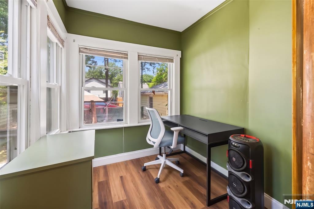 48 Laurel Avenue - Photo 5
