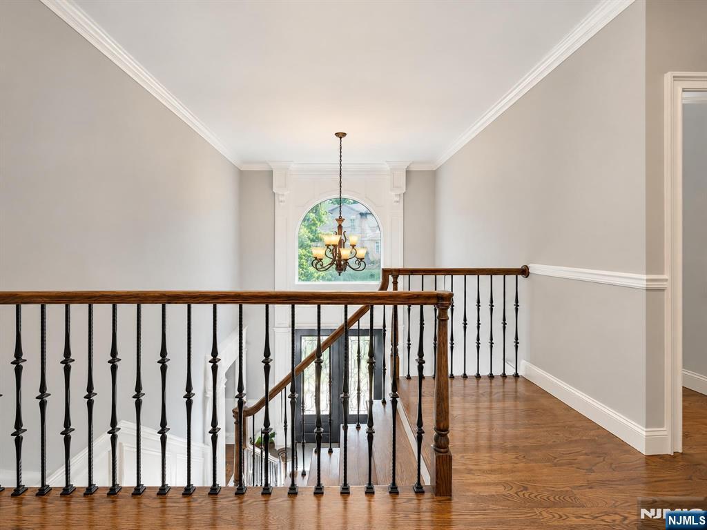 83 Holland Avenue — photo 27