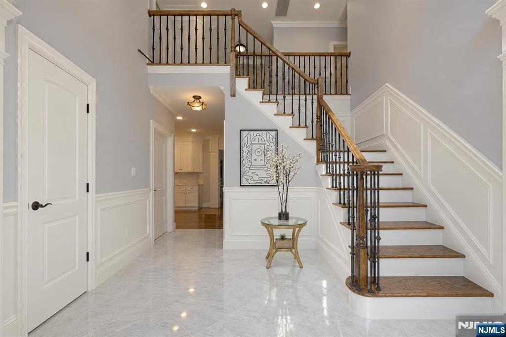 83 Holland Avenue — photo 7