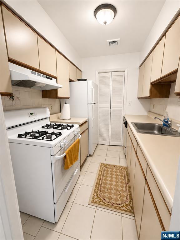 603 55th Street 205 - Photo 3