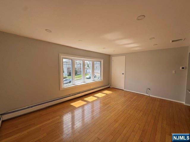 151 Lee Street 2nd Fl - Photo 4