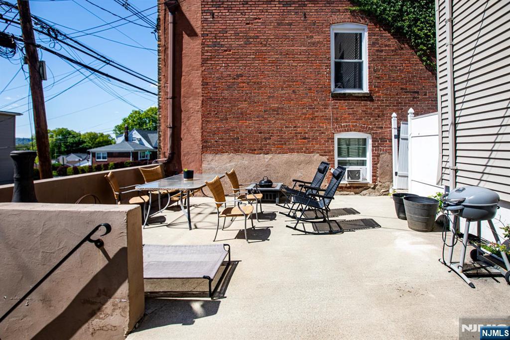 116 Wessington Avenue 1 - Photo 3