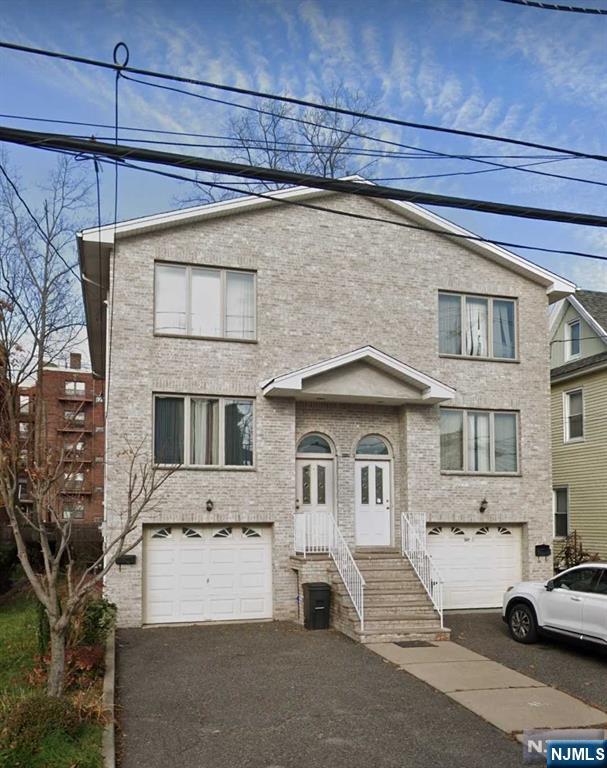 1611A Gerome Avenue A - Photo 1