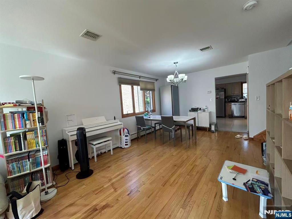 1611A Gerome Avenue A - Photo 4