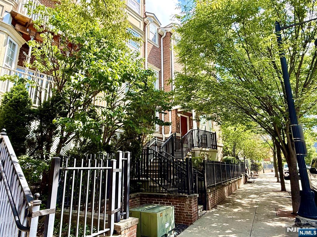 200 Dey Street 213 - Photo 1