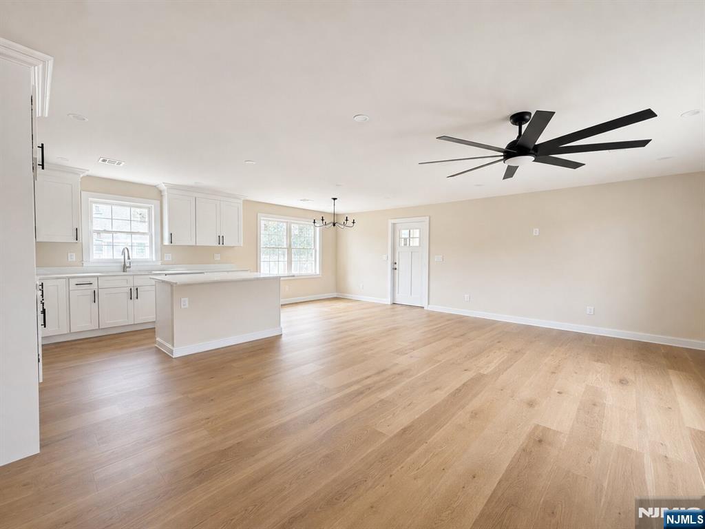 81 Ellen Street 2 - Photo 2