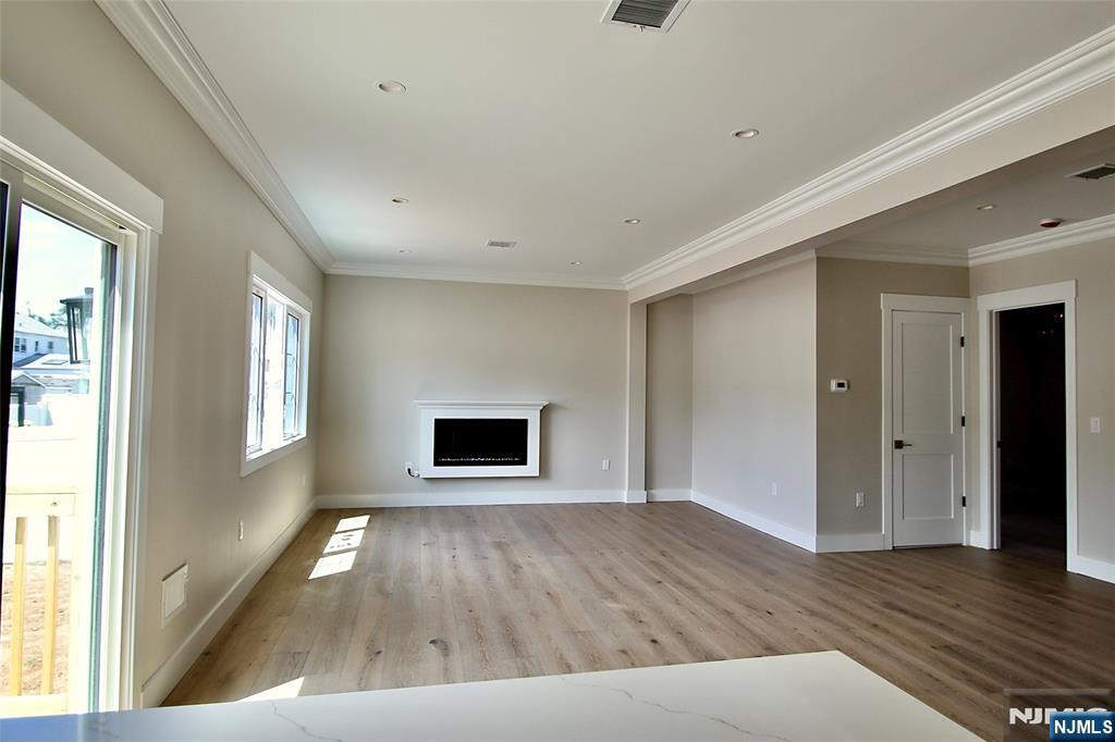 9-02 3rd Street - Photo 5