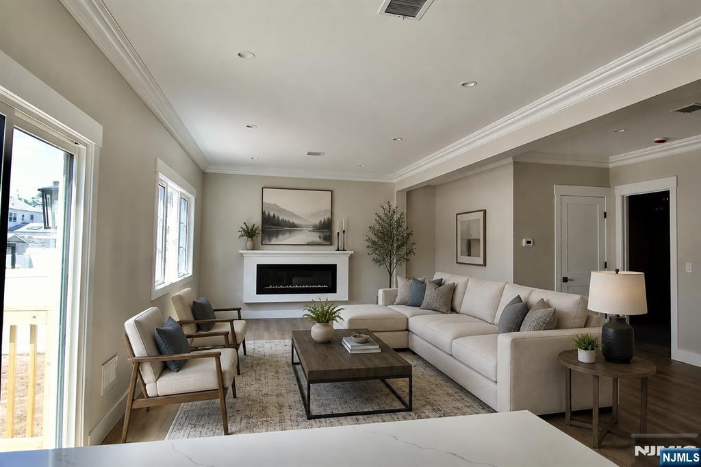 9-02 3rd Street - Photo 5