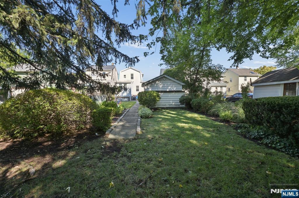 11 Concord Avenue - Photo 4