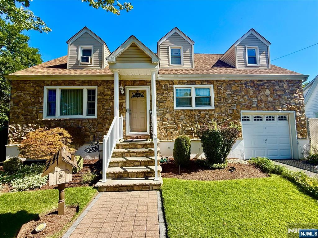 333 Kingsland Avenue - Photo 1