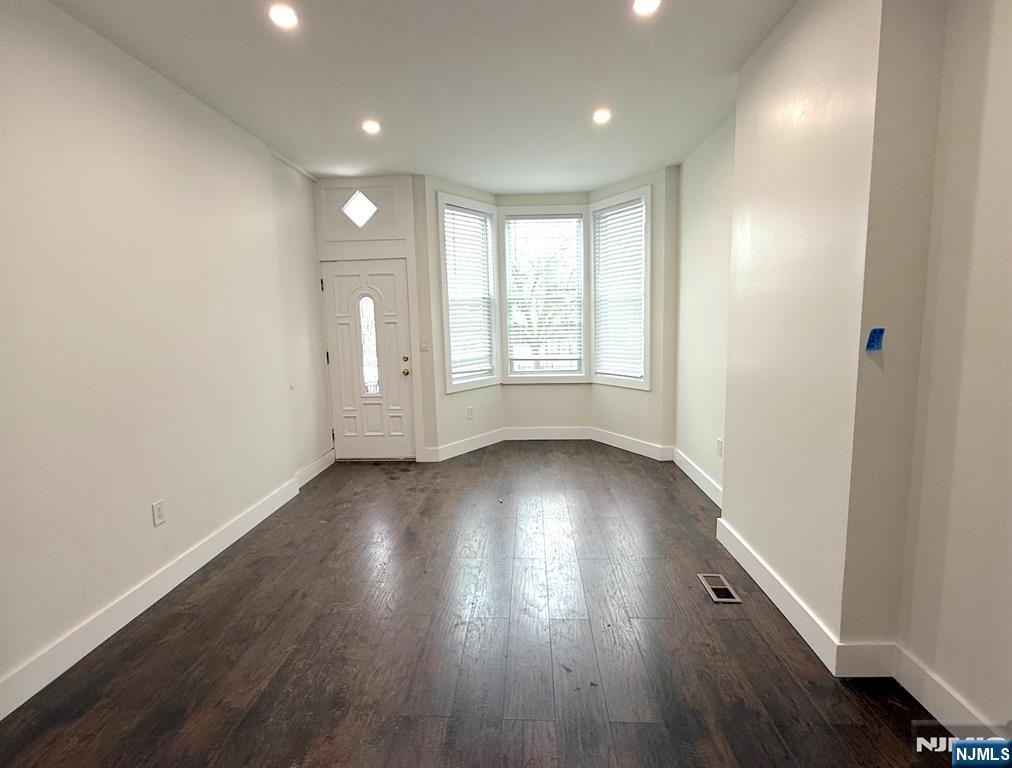 273 Forrest Street - Photo 4