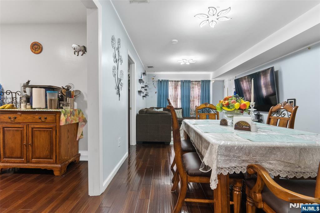 395 College Drive 395 - Photo 4