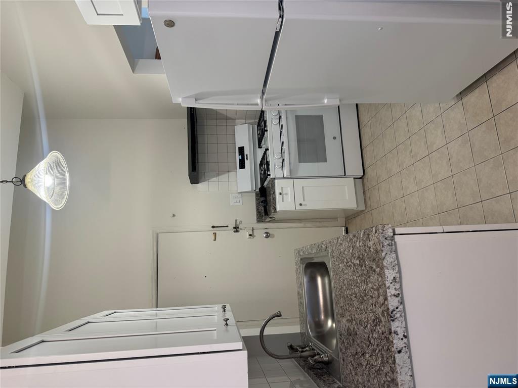 100 S Washington Avenue 1 - Photo 2