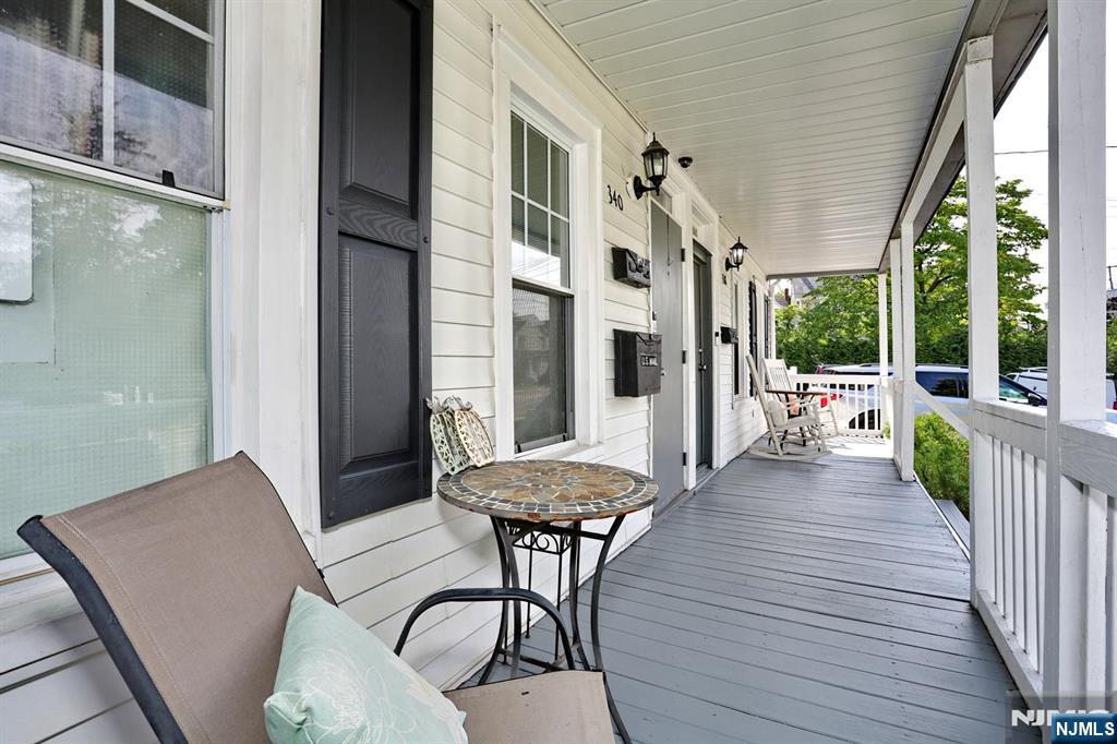 340 Godwin Avenue - Photo 3