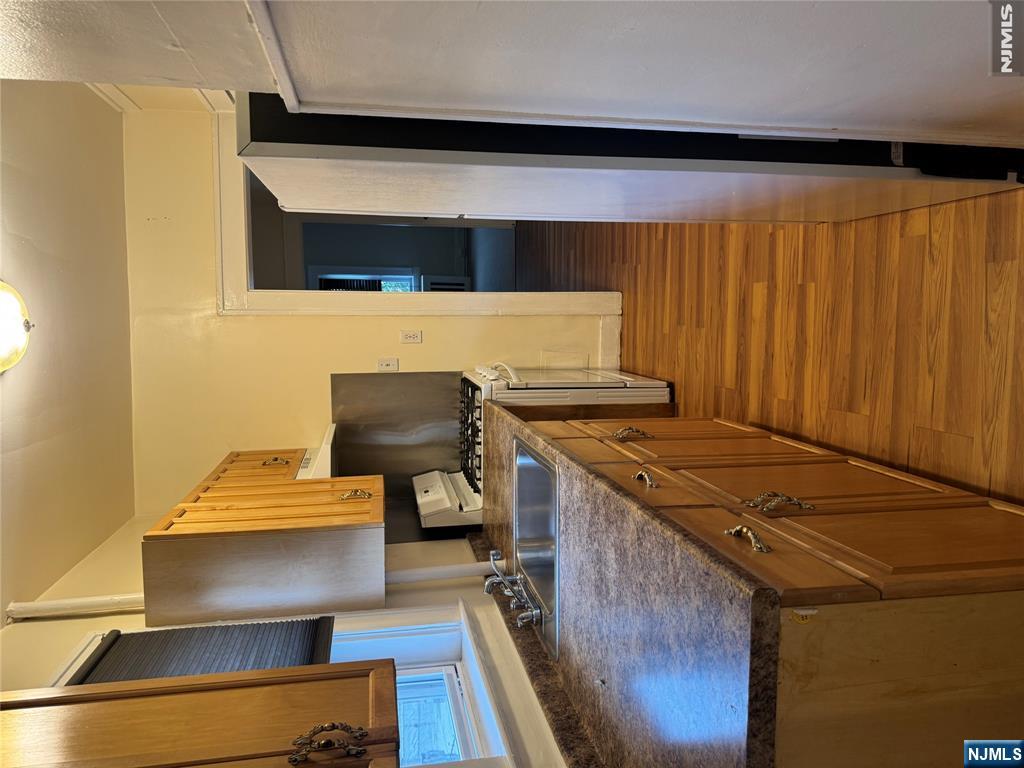 100 Washington Avenue 3 - Photo 3