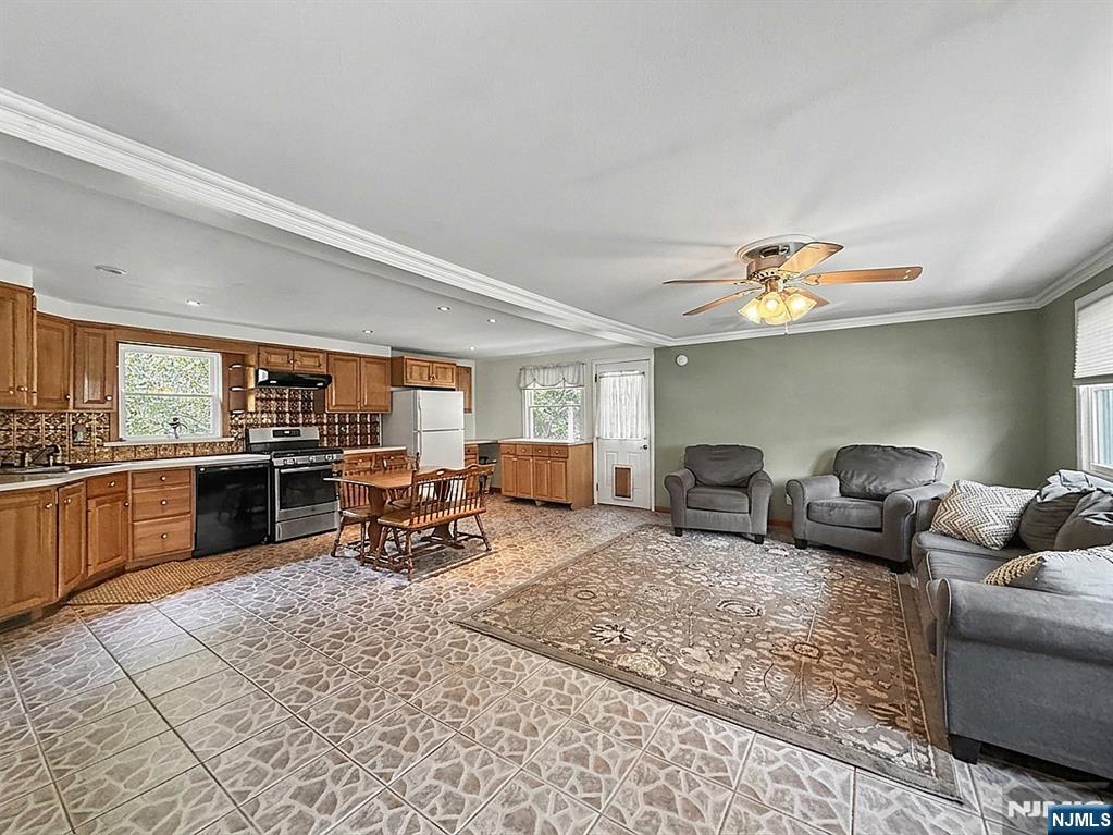 8 Martin Road - Photo 3