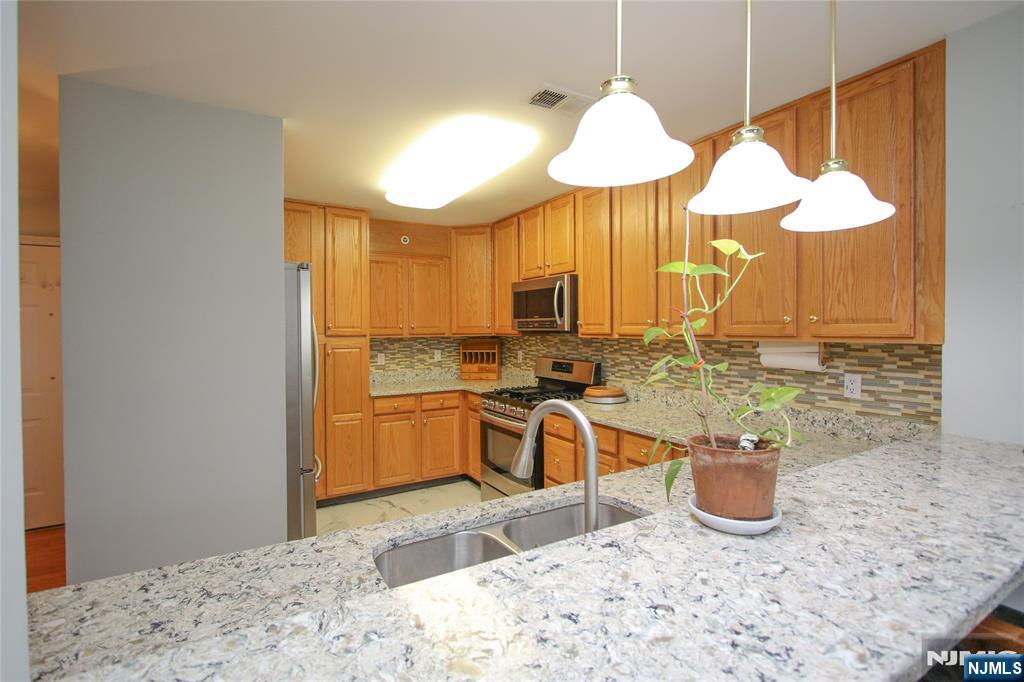 10 Redspire Drive 10 - Photo 3