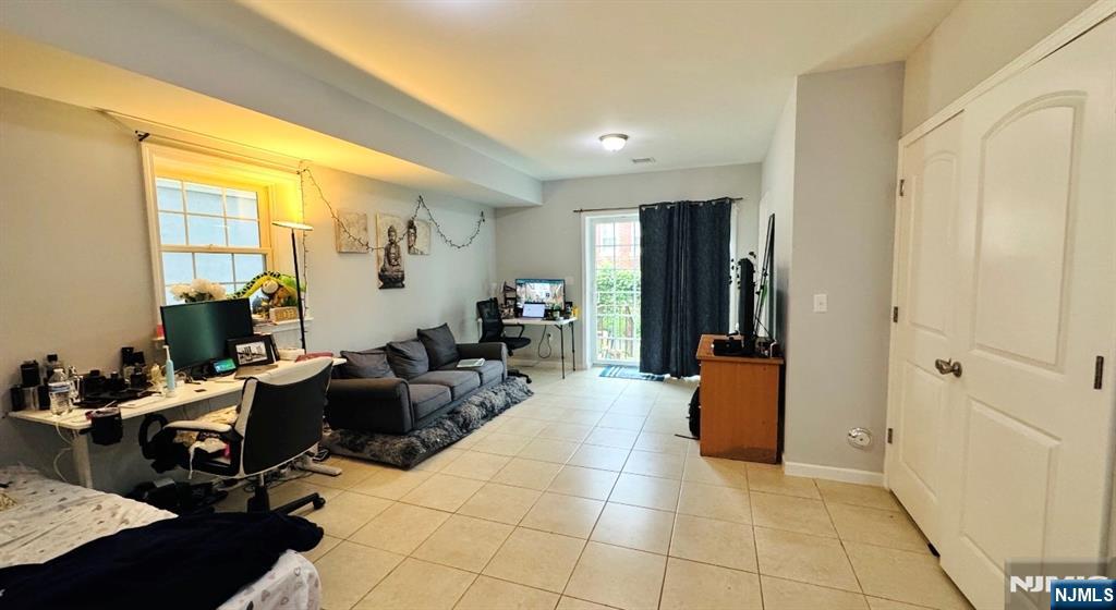 418 Jersey Street 1F+G - Photo 4