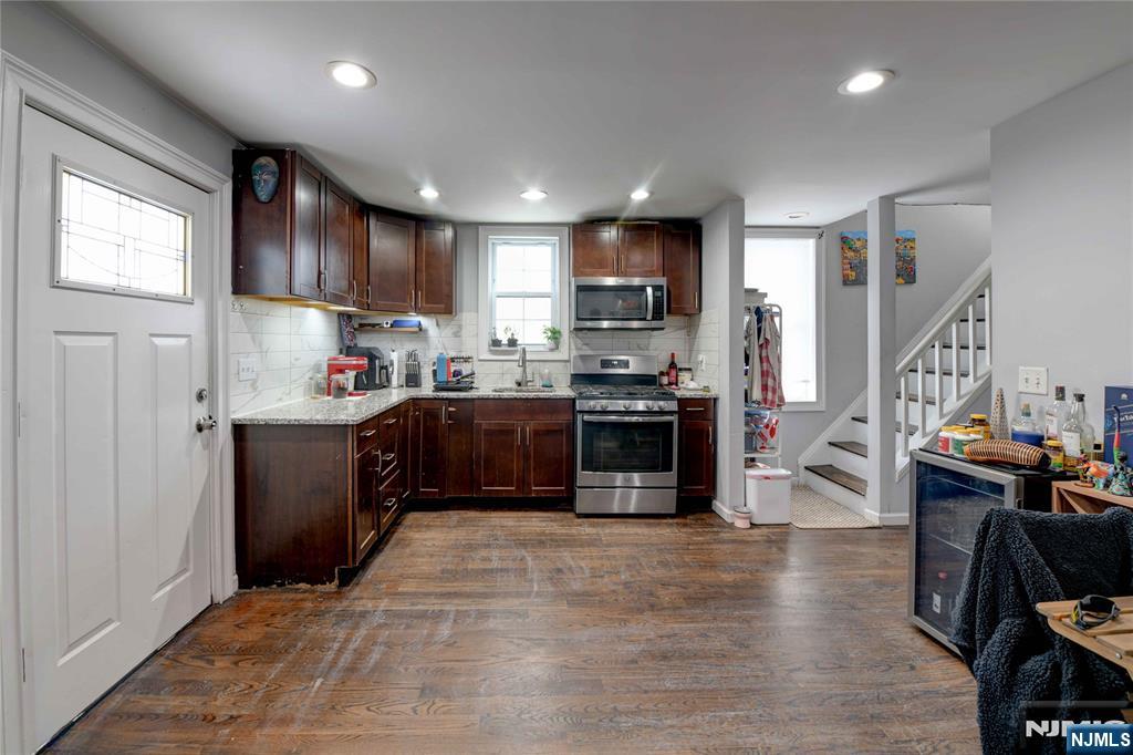 188 Pennington Street - Photo 2