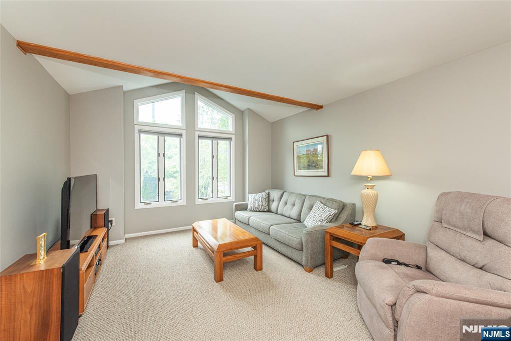45 Sampson Street 11 - Photo 3