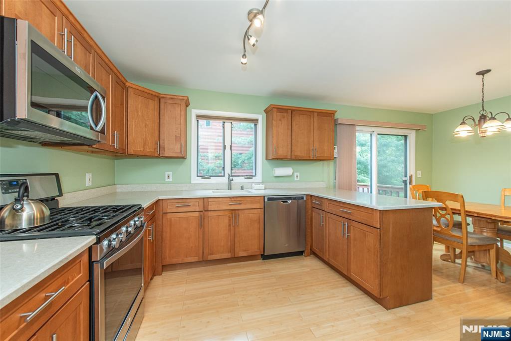45 Sampson Street 11 - Photo 5