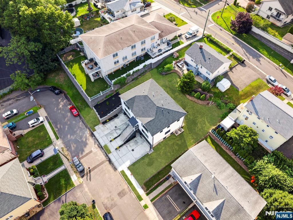 85-87B Echo, Elmwood Park, NJ 07407