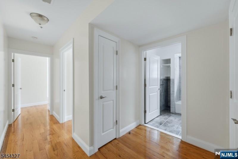 232 Shephard Avenue B6 - Photo 3