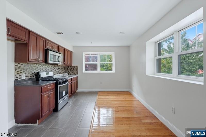 232 Shephard Avenue A4 - Photo 3