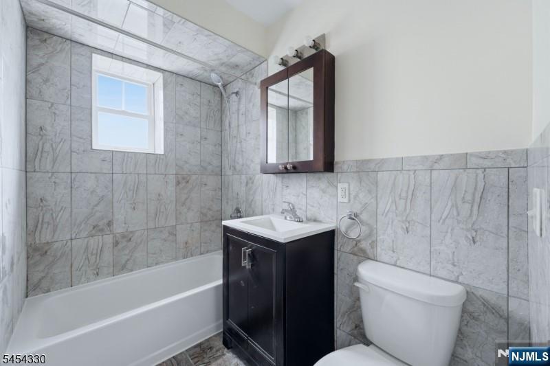 232 Shephard Avenue A4 - Photo 5