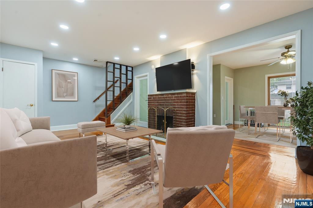 1153 Margaret Street - Photo 5