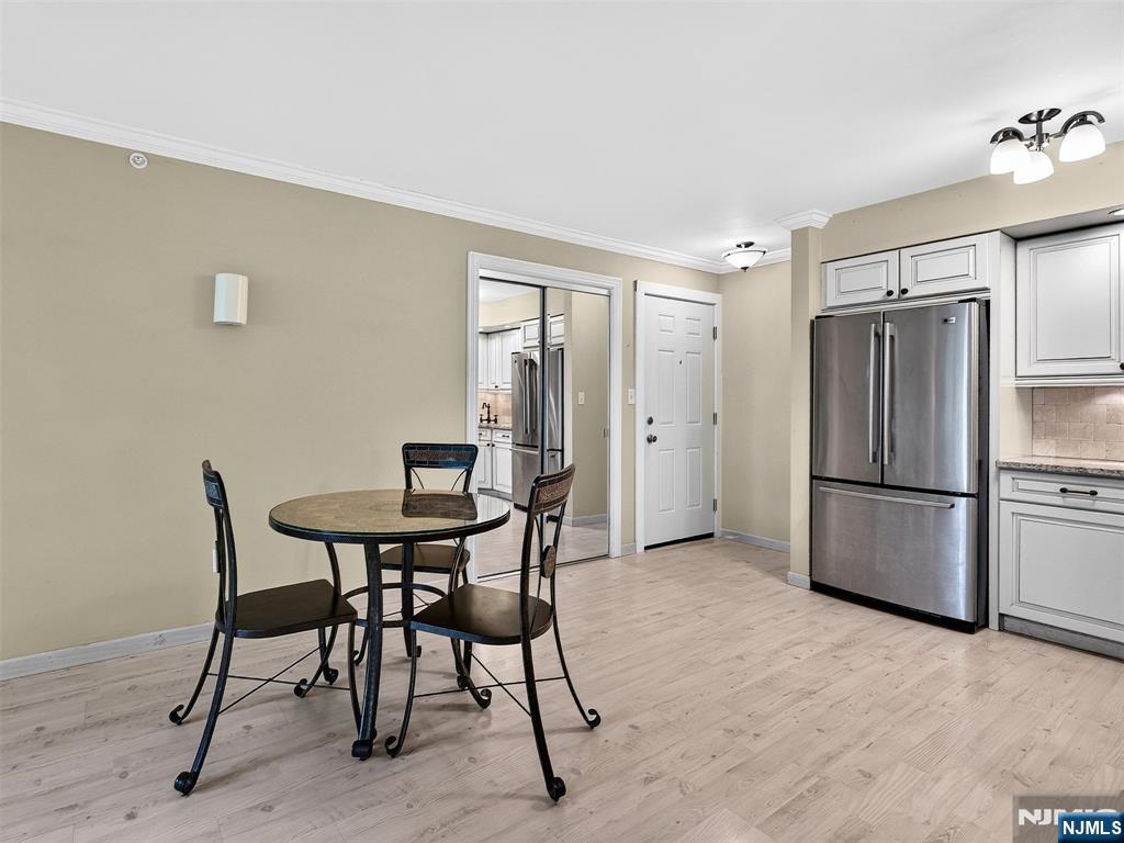 1510 Faulkner Court - Photo 5