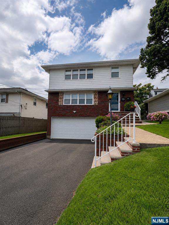 47 Spring Street 2 - Photo 2
