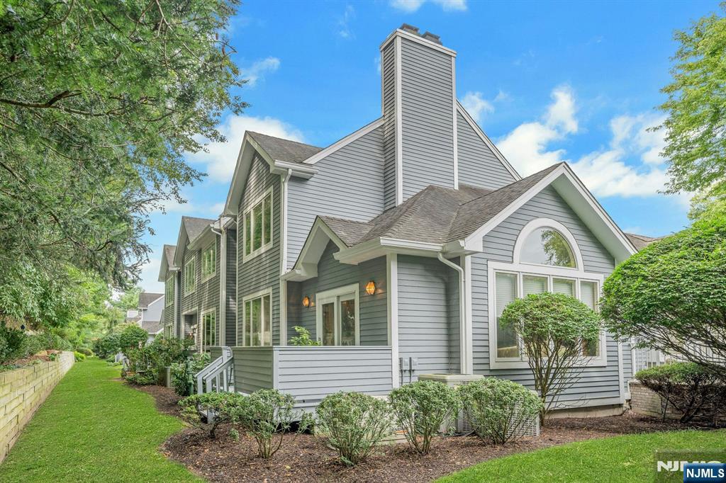 430  Windham Court 430, Wyckoff, NJ, 07481