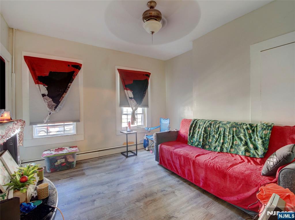 39 Hillman Street - Photo 3