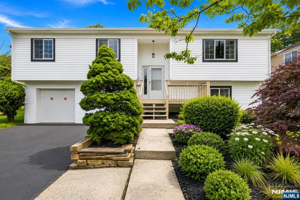 17 Lunn Avenue - Photo 3